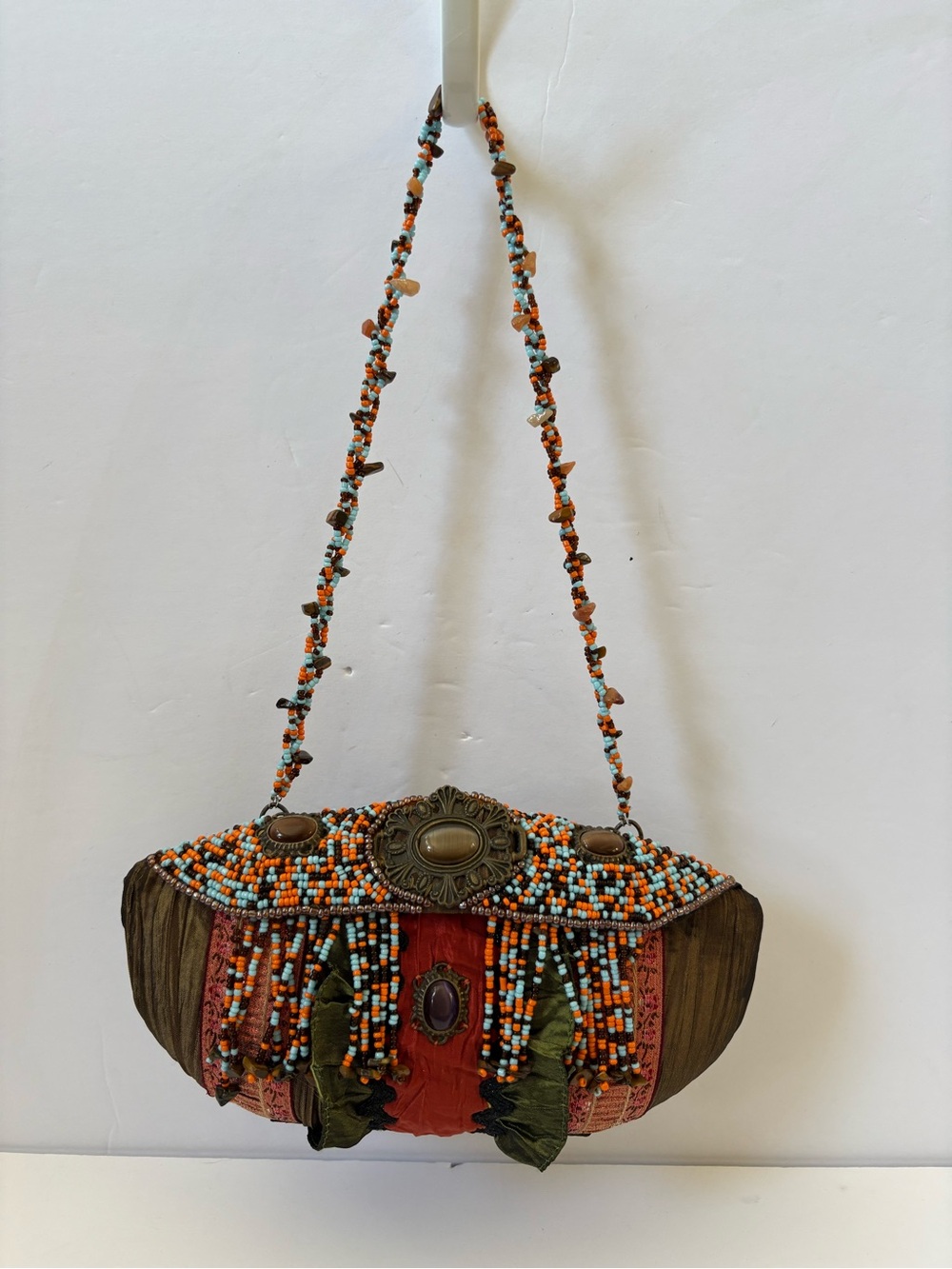 VNTG Mary Frances‎ Ember Oracle Beaded Ruffle Clutch Bag Artsy Brown Satin Fairy